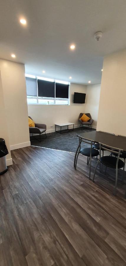 St Nicholas Holiday Apartments แบล็คพูล ภายนอก รูปภาพ