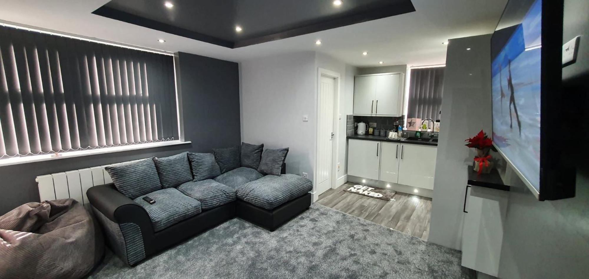 St Nicholas Holiday Apartments แบล็คพูล ภายนอก รูปภาพ
