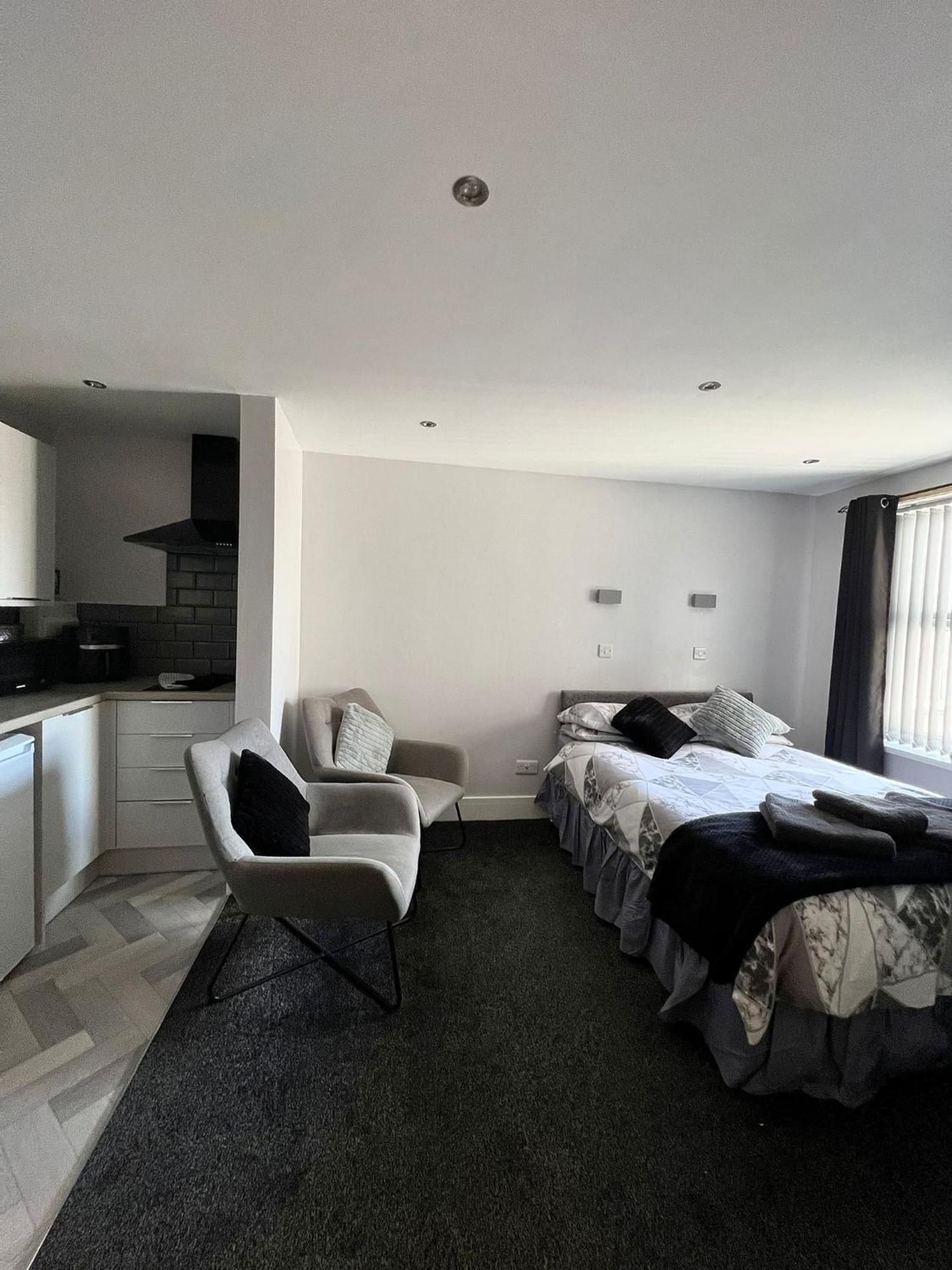 St Nicholas Holiday Apartments แบล็คพูล ภายนอก รูปภาพ