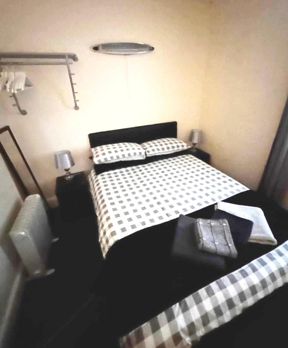 St Nicholas Holiday Apartments แบล็คพูล ภายนอก รูปภาพ
